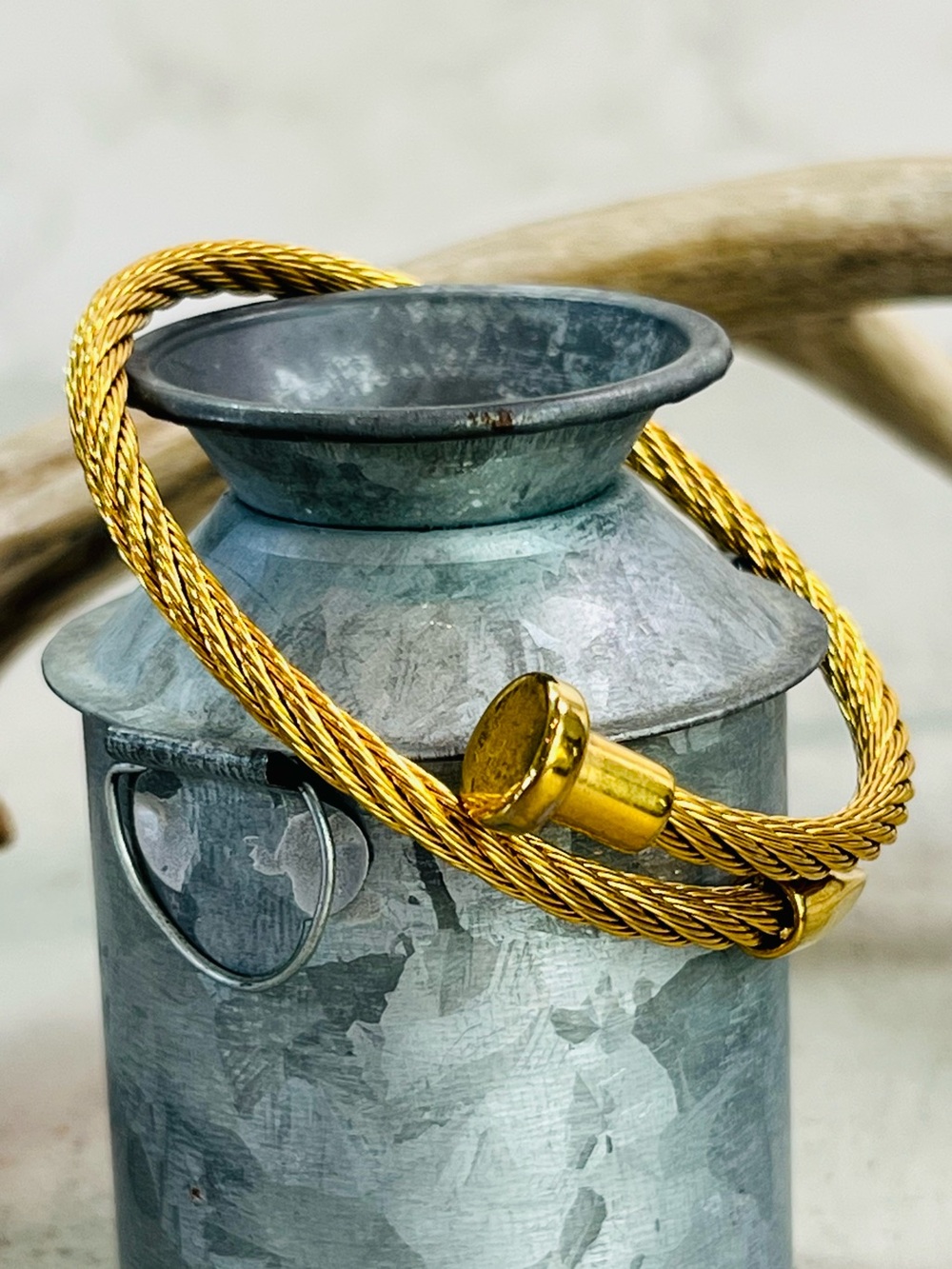 Gold Plated Cable Wrap Nail Head Bracelet 6.75 in